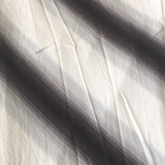 Top - Picture 2 of 5